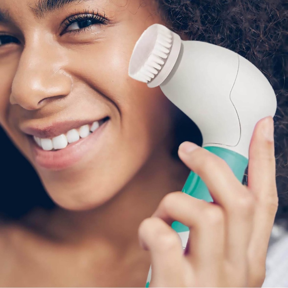 NWT PURSONIC Advanced Facial and Body Cleansing Brush